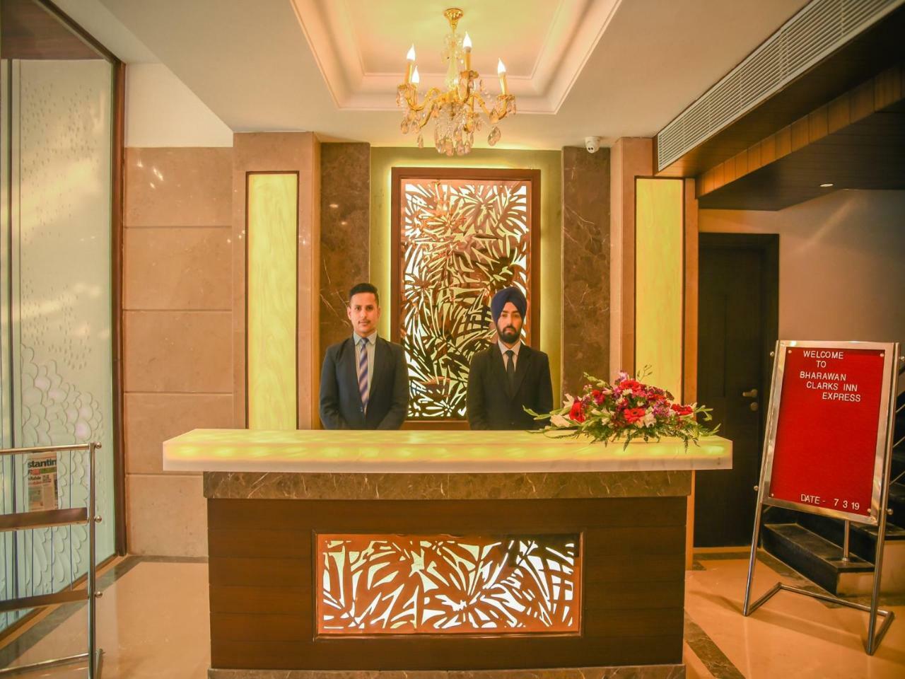 Bharawan Clarks Inn Express Amritsar Exteriér fotografie